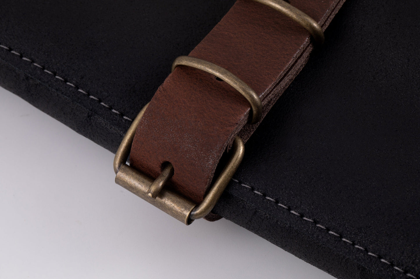 VINTAGE LEATHER BLACK KNIFE ROLL - 7 POCKET