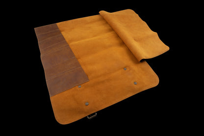 VINTAGE LEATHER AMBER KNIFE ROLL - 7 POCKET